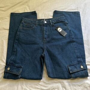 High waisted straight leg cargos